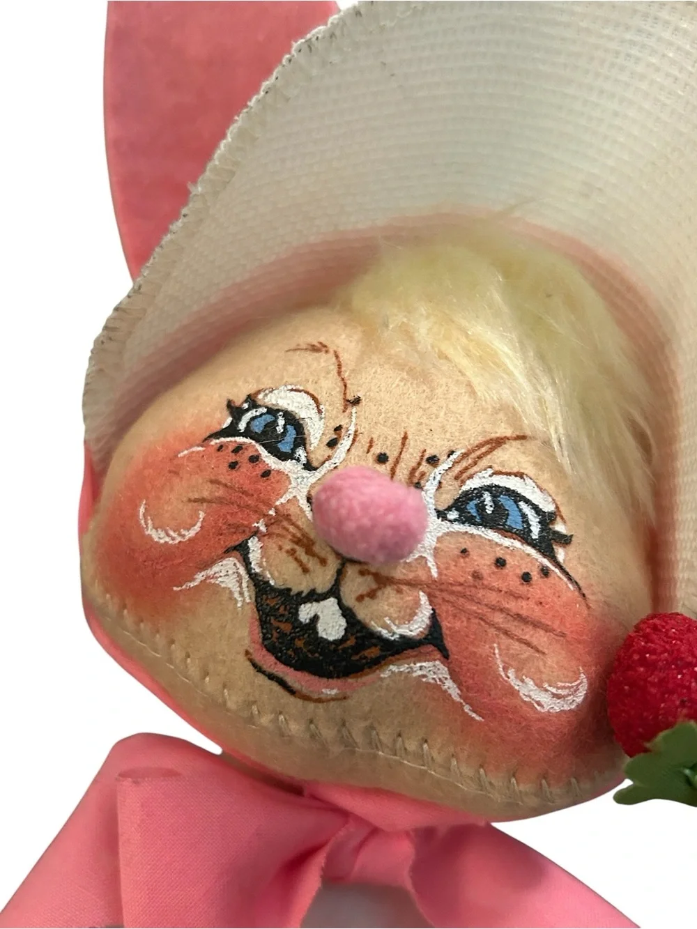 Vintage ‘89 Annalee Bunny Doll Country Girl W Strawberries Collectible 0650 EUC
